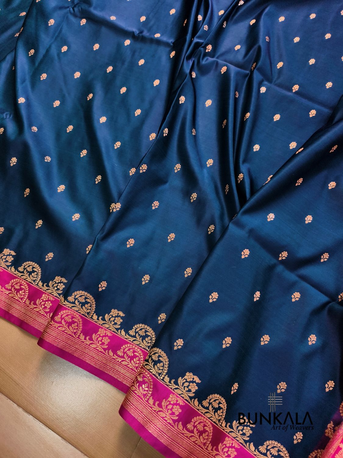 Blue with Pink Contrast Buti Banarasi Mashru Silk Saree 