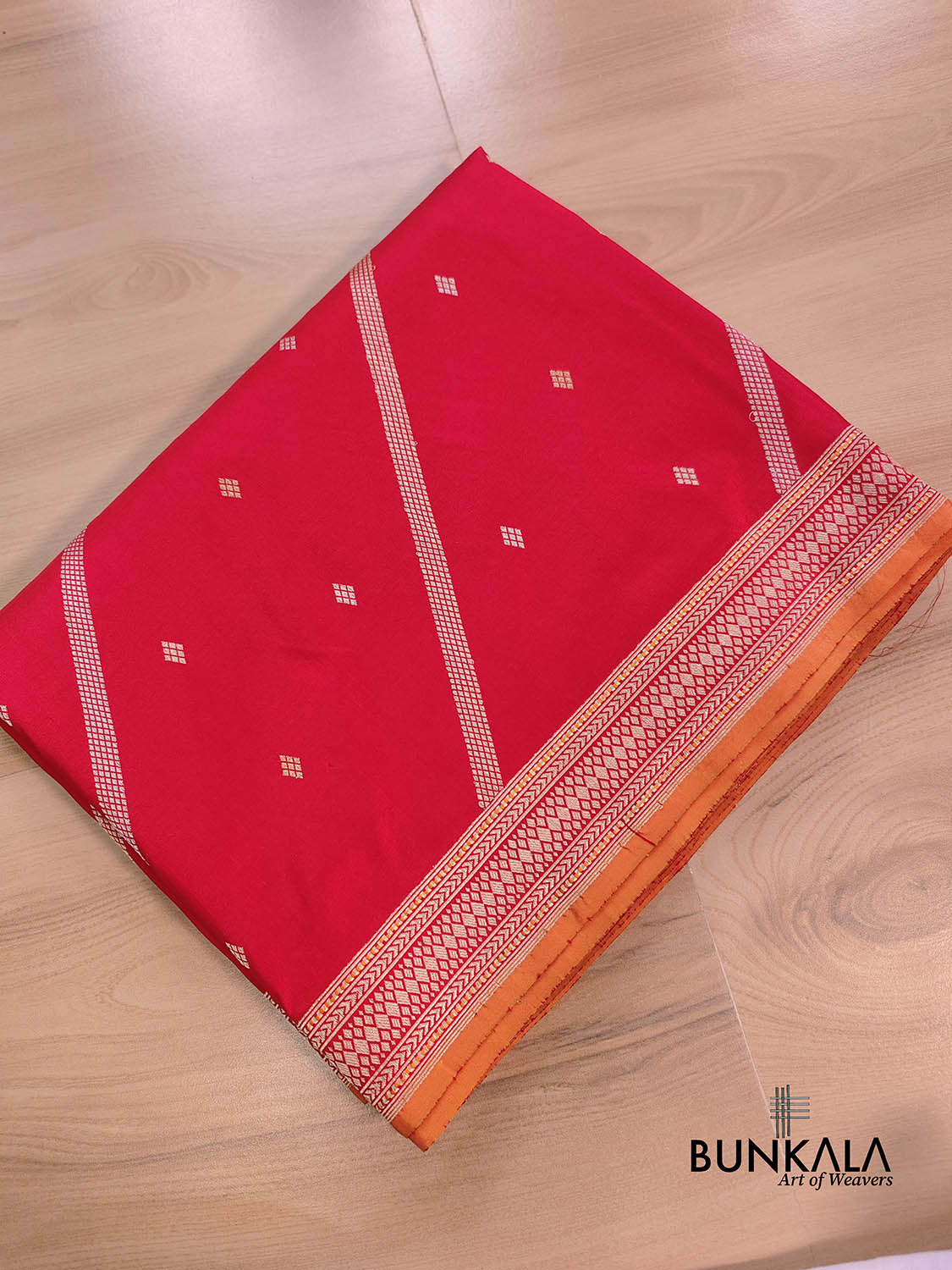 Bright Red Pure Katan Silk Handloom Banarasi Saree
