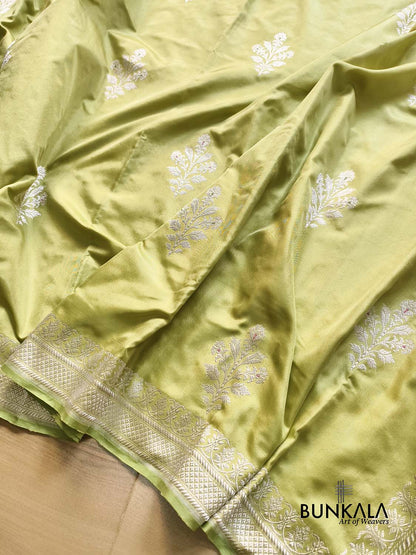 Lime Green Silver Zari Ektara Big Floral Buta Kadwa Handwoven Banarasi Pure Katan Silk Saree