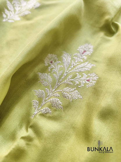 Lime Green Silver Zari Ektara Big Floral Buta Kadwa Handwoven Banarasi Pure Katan Silk Saree