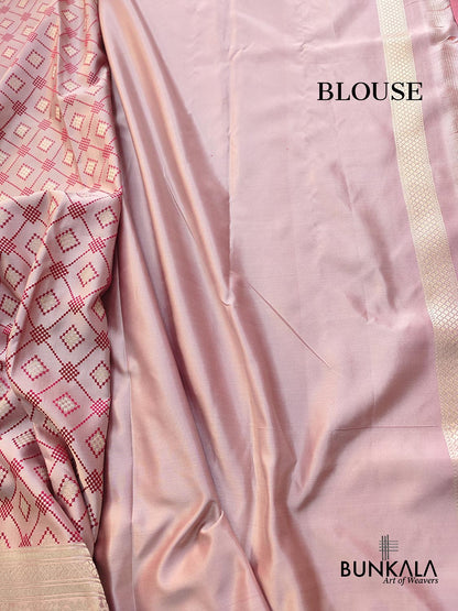 Pastel Baby Pink Geometric Pattern Jamewar Weaved Banarasi Soft Mashru Silk Saree