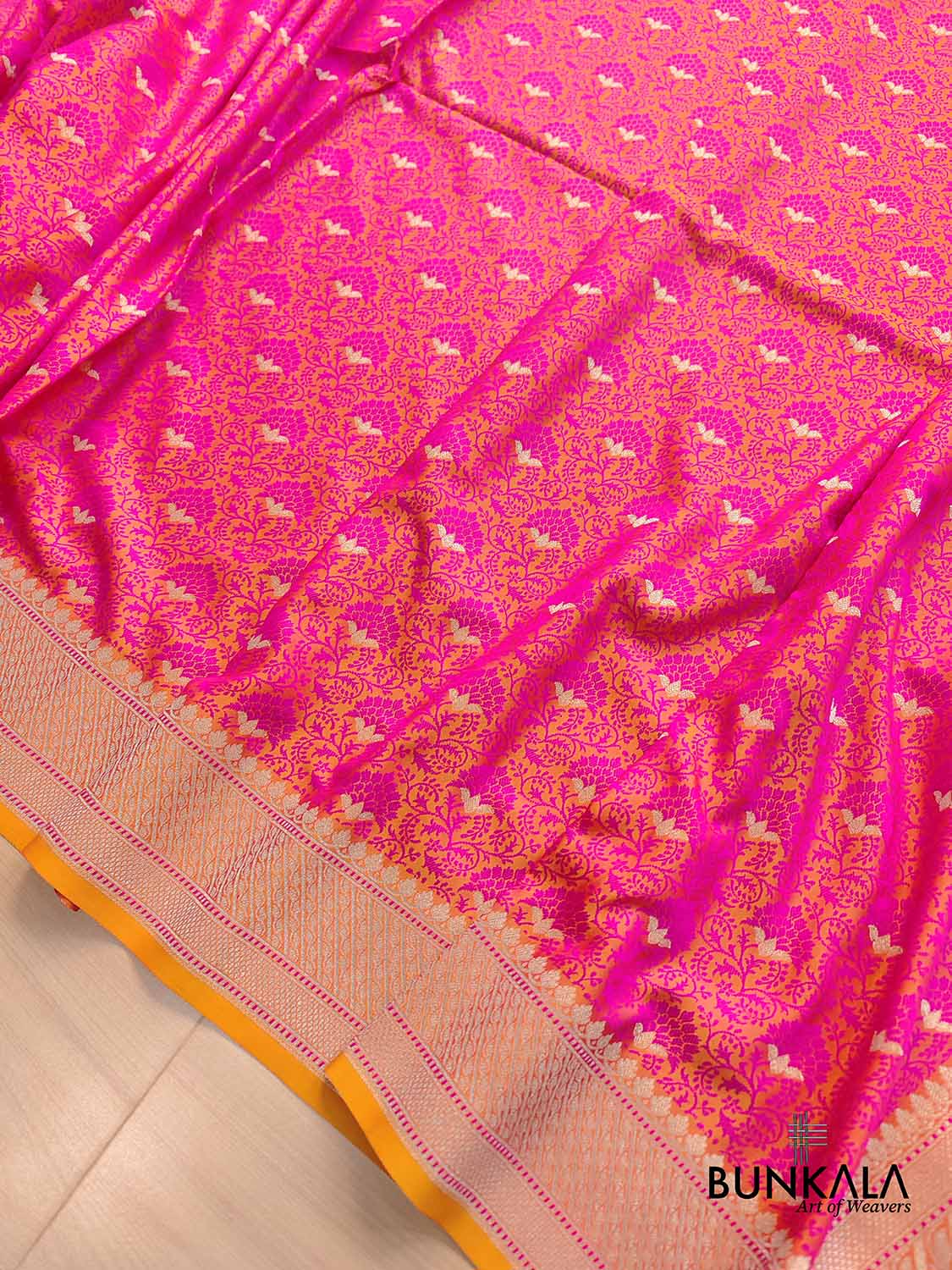Peach Pink Floral Buti Jaal Jamewar Weaved Banarasi Soft Mashru Silk Saree