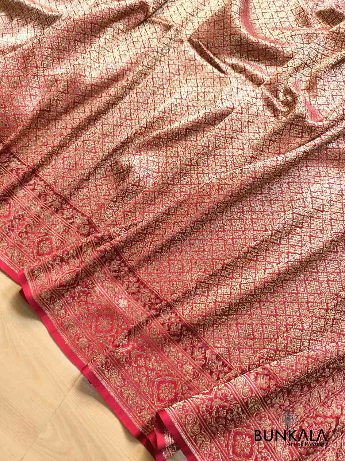 Reddish Maroon Brocade Weaved Banarasi Mashru Silk Saree