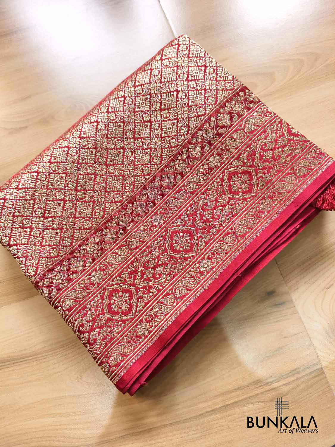 Reddish Maroon Brocade Weaved Banarasi Mashru Silk Saree