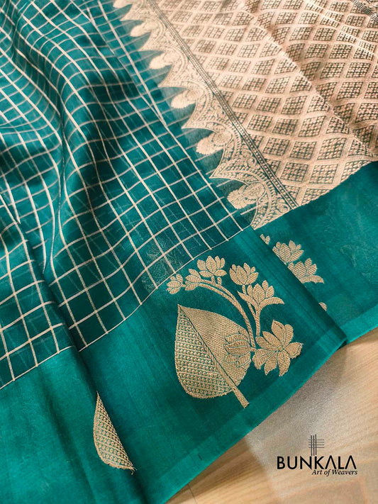 Bottle Green Big Checks Handloom Kadwa Border Banarasi Pure Organza Silk Saree
