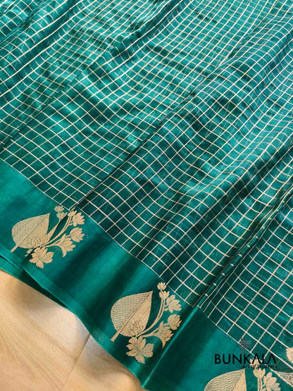 Bottle Green Big Checks Handloom Kadwa Border Banarasi Pure Organza Silk Saree