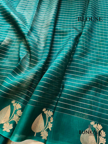 Bottle Green Big Checks Handloom Kadwa Border Banarasi Pure Organza Silk Saree