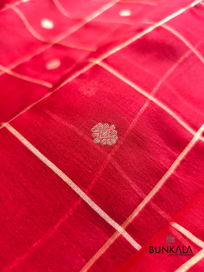 Blood Red Big Checks Handweaved Kadwa Buti Banarasi Pure Organza Silk Saree