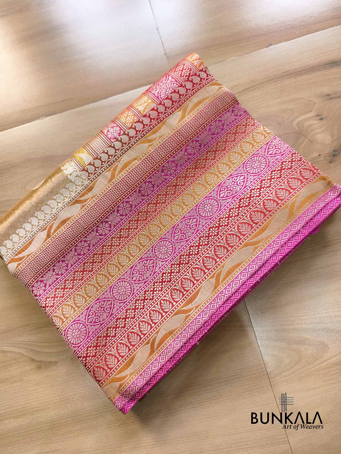 Beige Golden Multi Border Round Buti Kadwa Handweaved Banarasi Pure Tissue Silk Saree