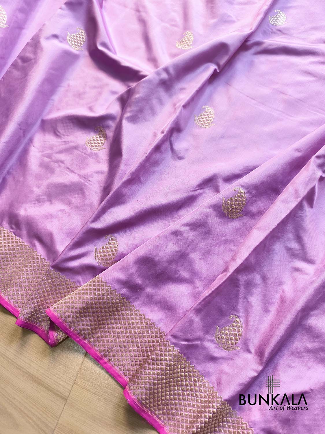Lavender Ektara Designer Border Paisley Buta Kadwa Handloom Banarasi Pure Katan Silk Saree