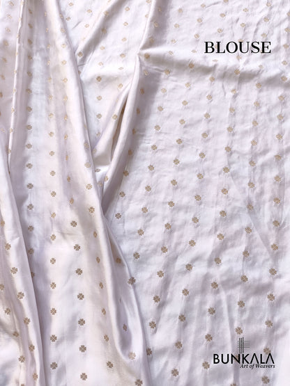 Ivory Brocade Floral Meenakari Weaved Banarasi Mashru Silk Saree