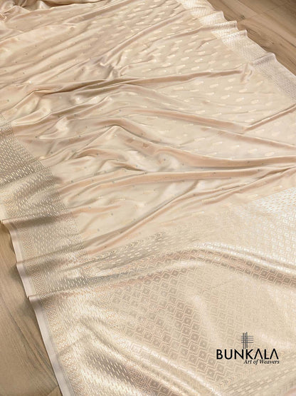 Beige Mashru Silk Jamewar Weaved Soft Mashru Silk Allover Buti Banarasi Saree