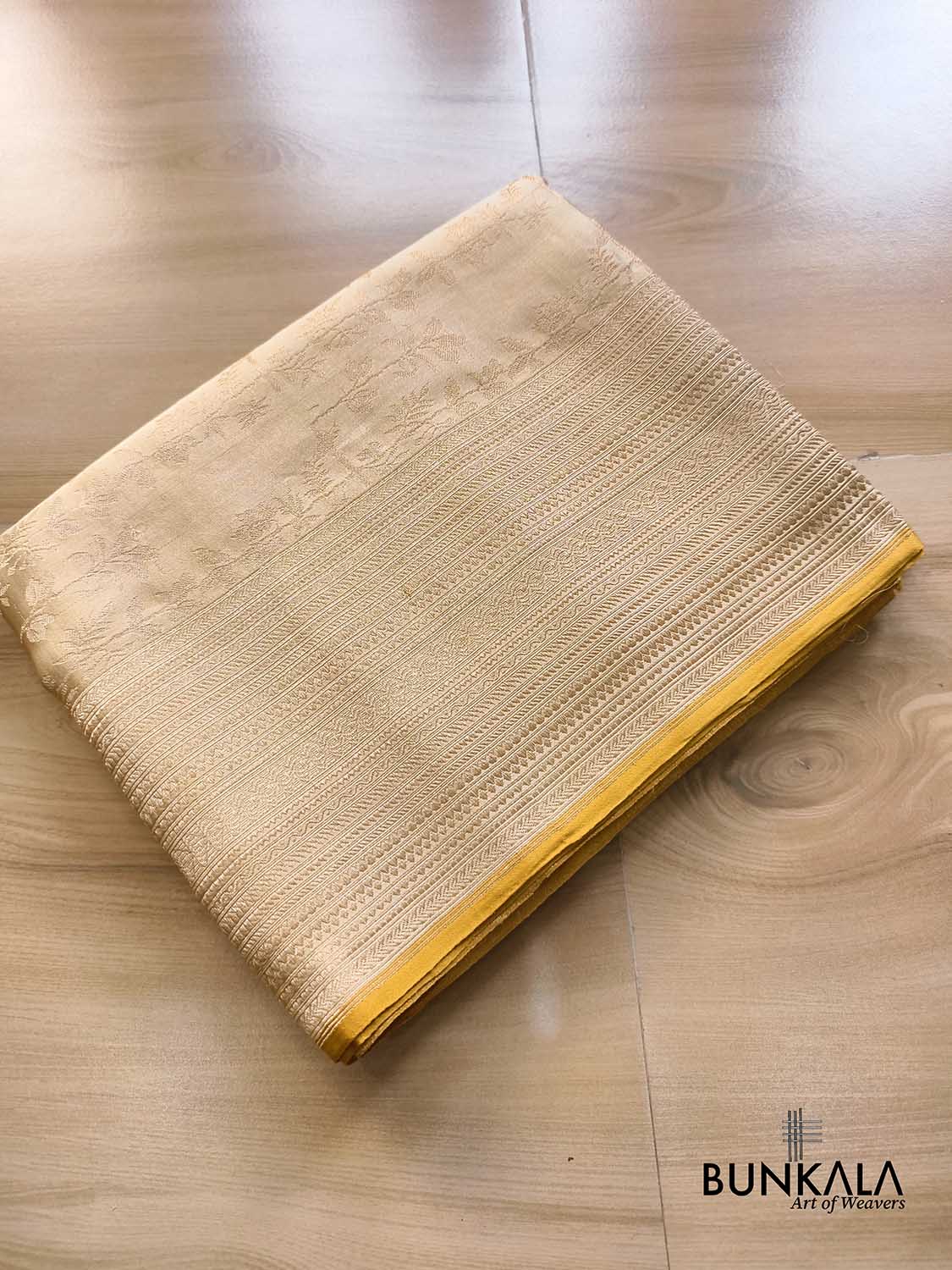 Beige Jamewar Ektara Floral Jaal Handwoven Banarasi Pure Mashru Tissue Silk Saree