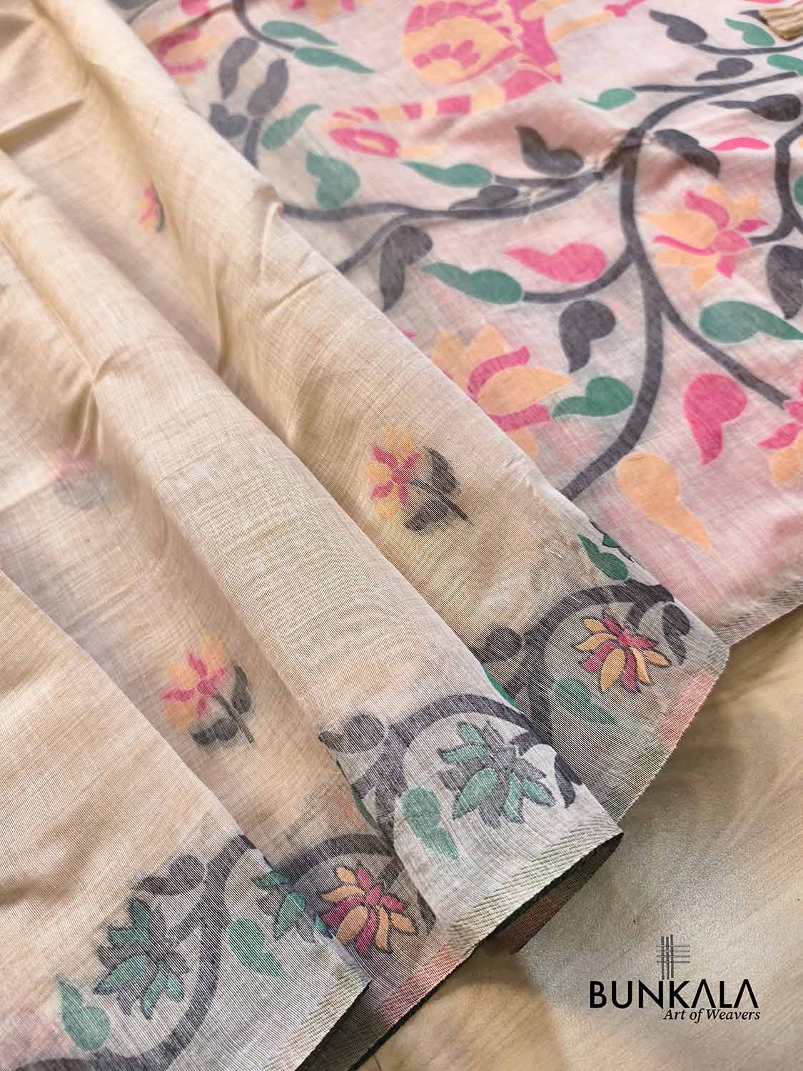 Ivory Beige Jamdani Big Peacock Motif Weaved Banarasi Cotton Saree