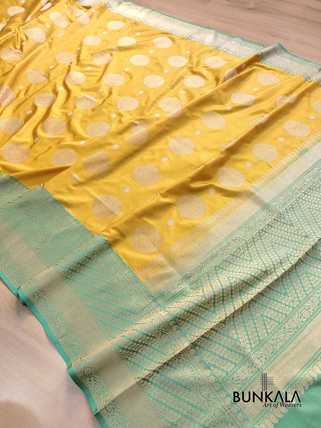 Mustard Yellow Kadwa Hand Weaved Big Round Buta Banarasi Pure Katan Silk Saree Contrast Border