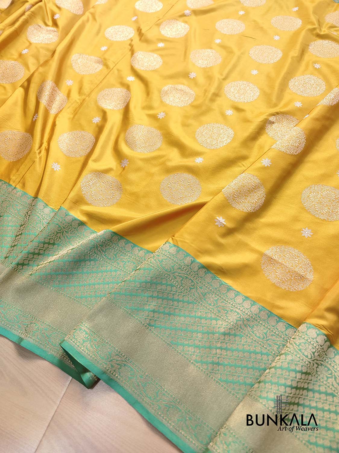 Mustard Yellow Kadwa Hand Weaved Big Round Buta Banarasi Pure Katan Silk Saree Contrast Border