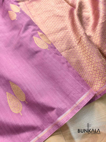 Lavender Antique Zari Kadwa Handweaved Buta Banarasi Pure Chiniya Silk Borderless Saree