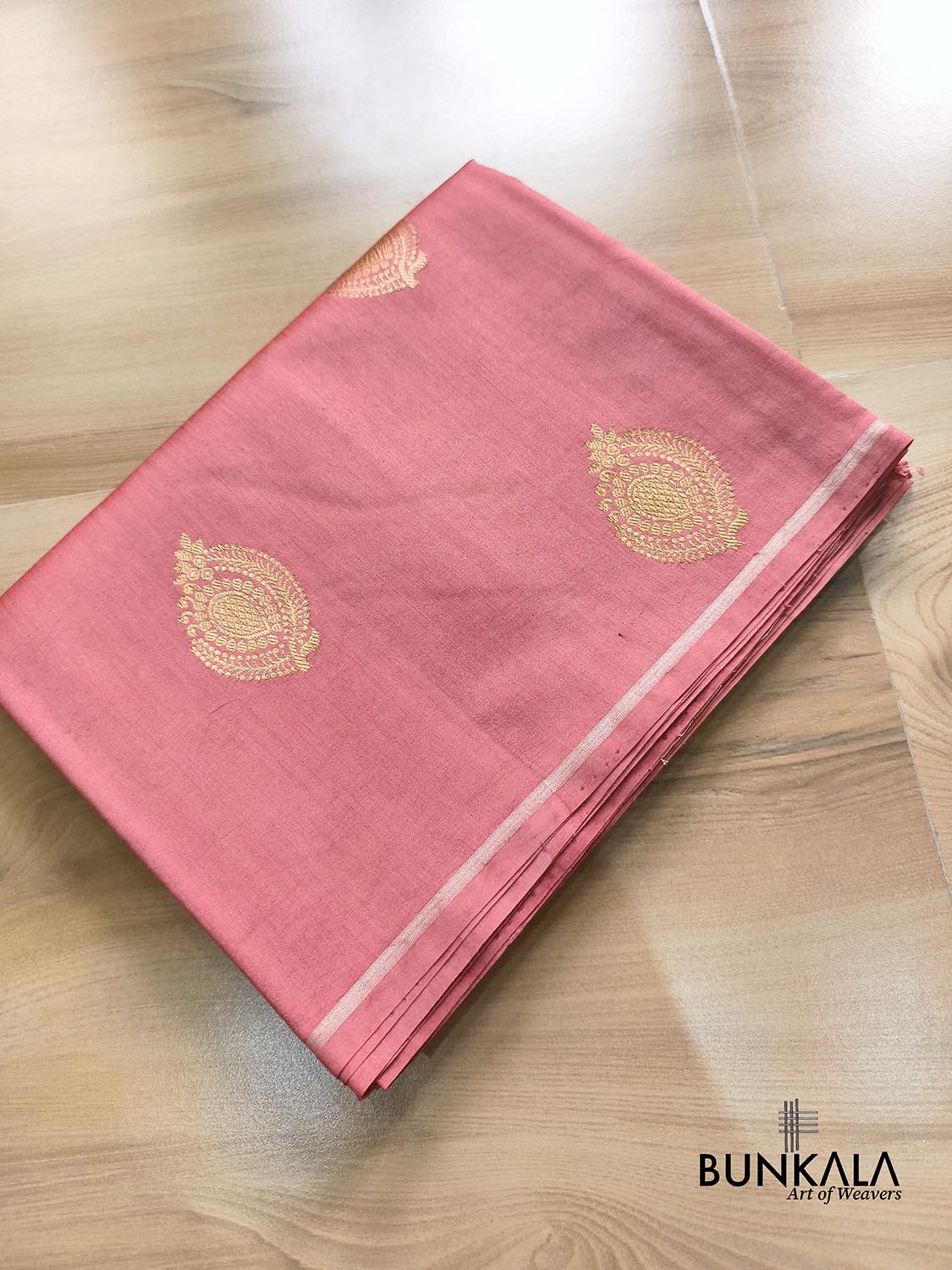 Peach Pink Antique Zari Kadwa Handweaved Buta Banarasi Pure Chiniya Silk Borderless Saree