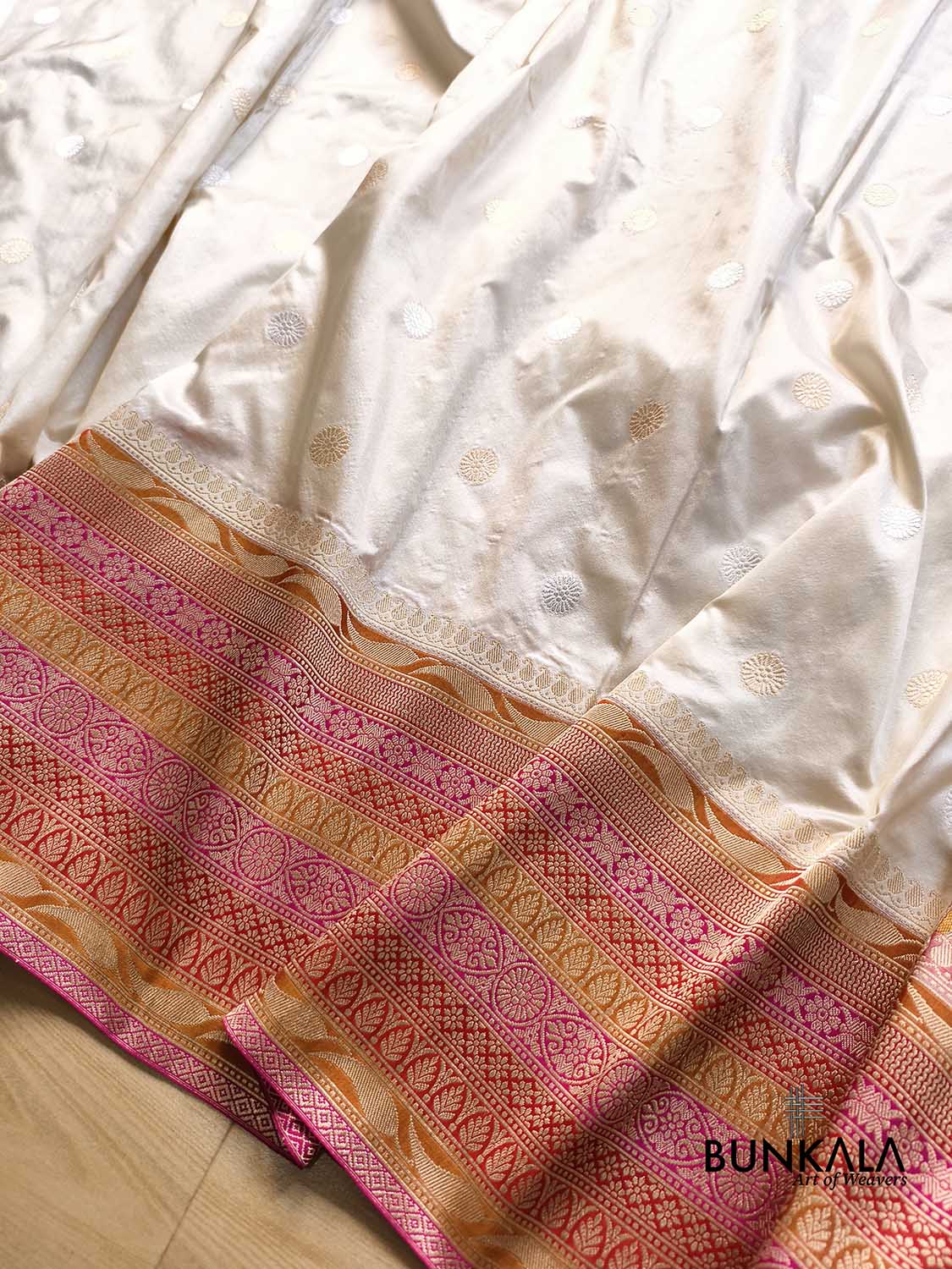 Ivory Kadiyal Multi Border Sona Rupa Round Buti Kadwa Handwoven Banarasi Pure Katan Silk Saree