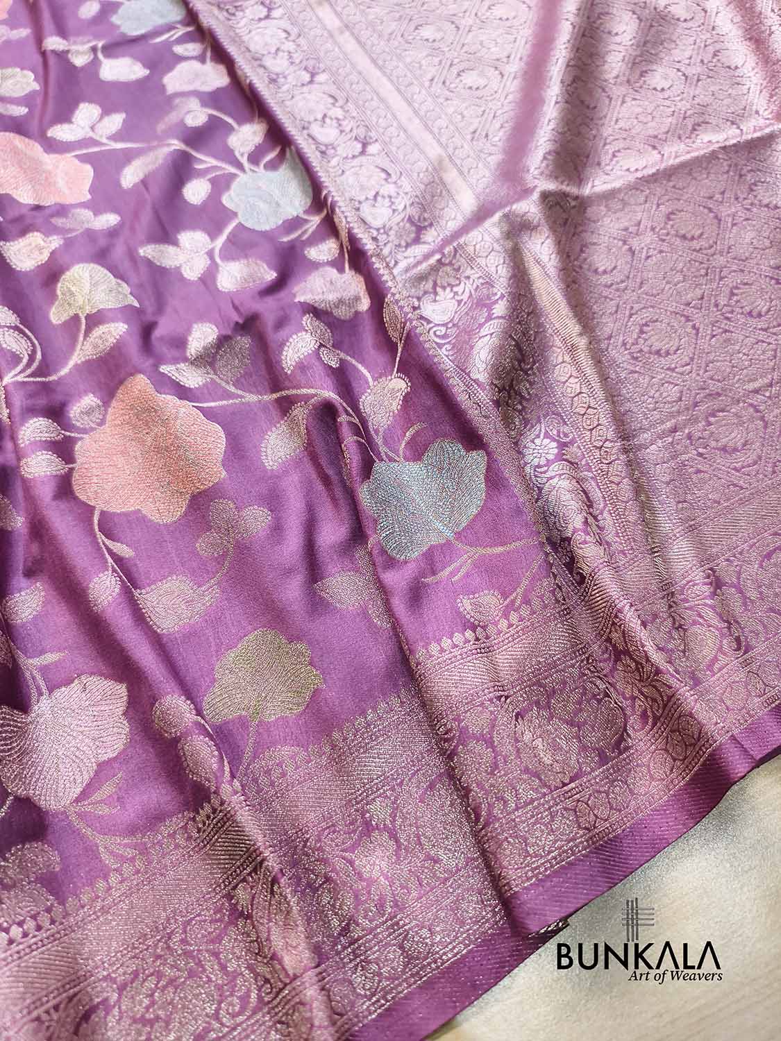 Mauve Purple Meenakari Big Leaf Jaal Weaved Banarasi Silk Saree
