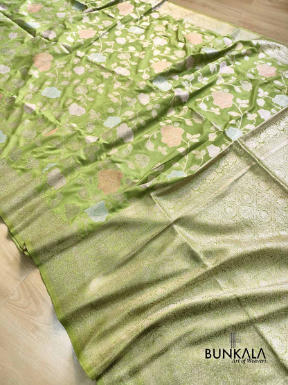 Apple Green Meenakari Big Leaf Jaal Weaved Banarasi Silk Saree