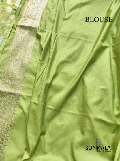 Apple Green Meenakari Big Leaf Jaal Weaved Banarasi Silk Saree