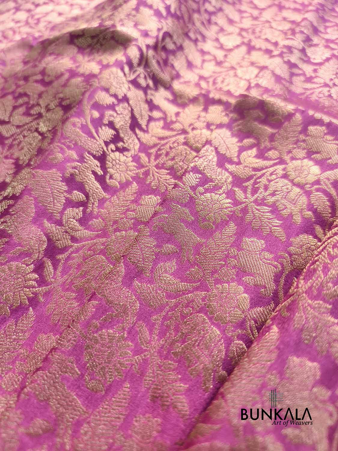 Lilac Shikargha All Over Weaved Banarasi Silk Saree