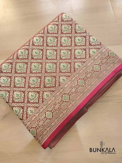 Maroon ane Green Mashru Silk Brocade Weaved Banarasi Saree