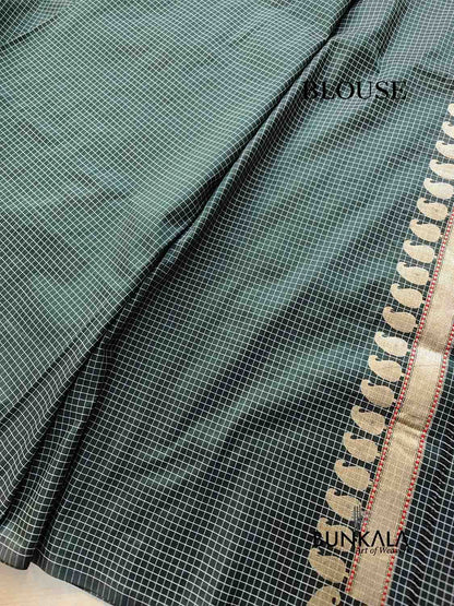 Bottle Green Checks Paisley Kadwa Handweaved Banarasi Pure Katan Silk Saree