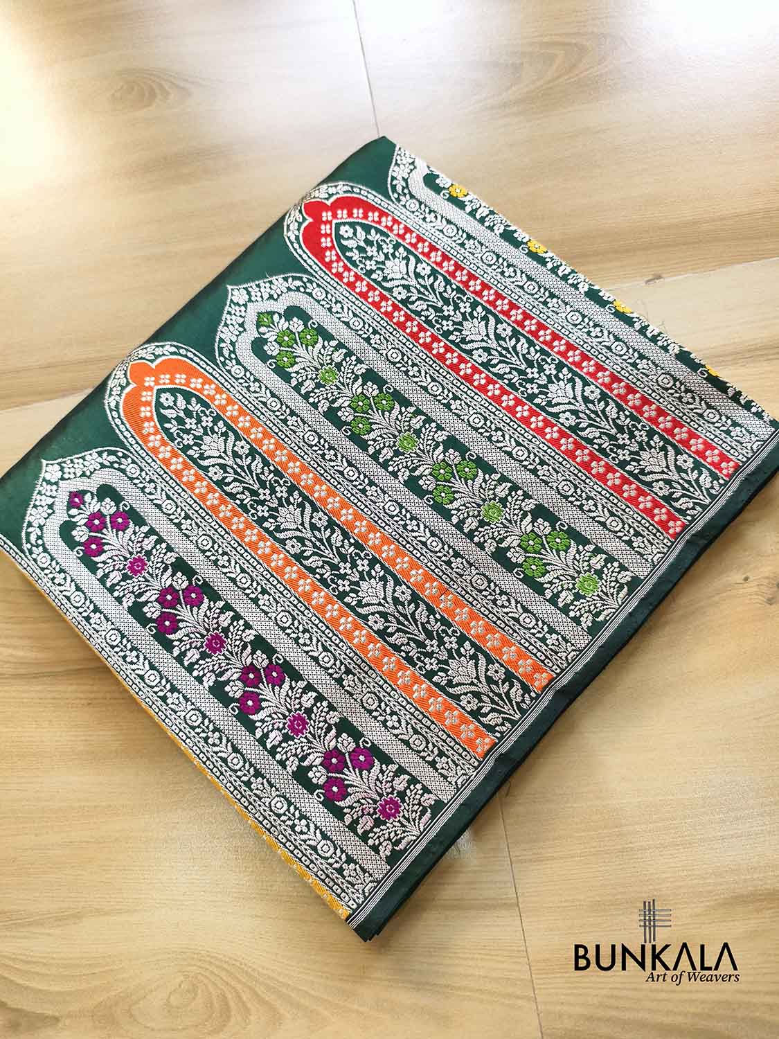 Bottle Green Meenakari Silver Zari Big Border Kadwa Handweaved Banarasi Pure Katan Silk Saree