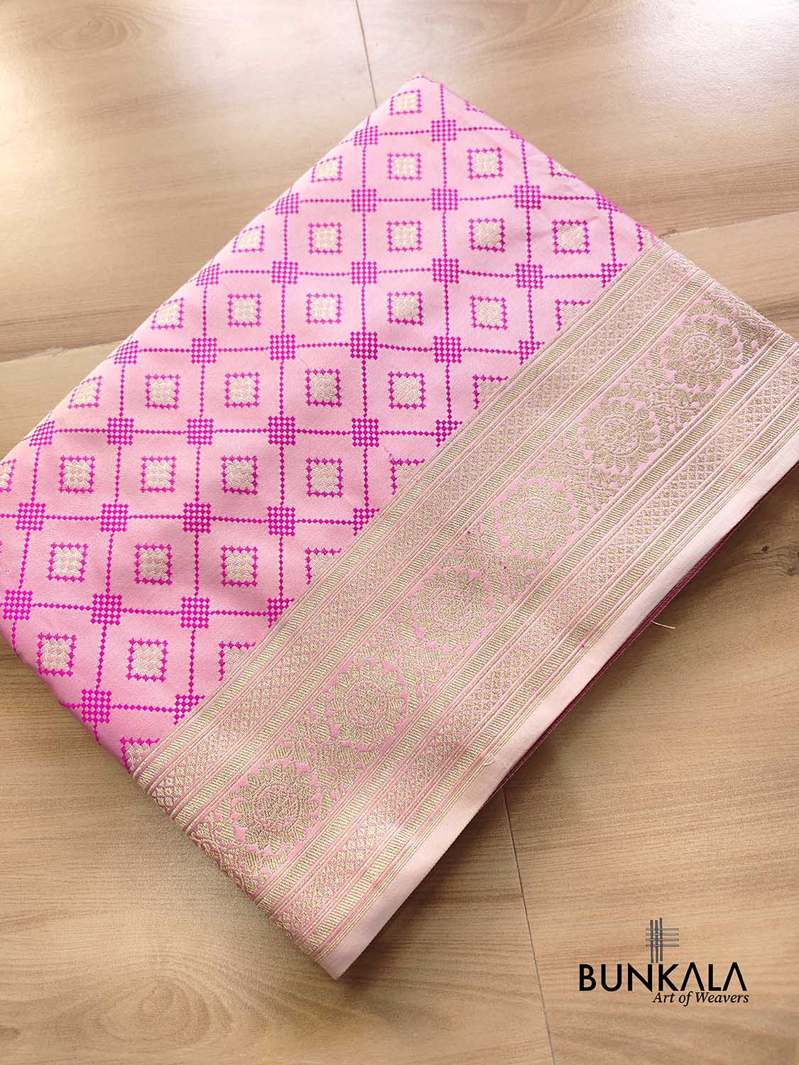 Orchid Pink Jamewar Weaved Geometric Design Banarasi Mashru Silk Saree