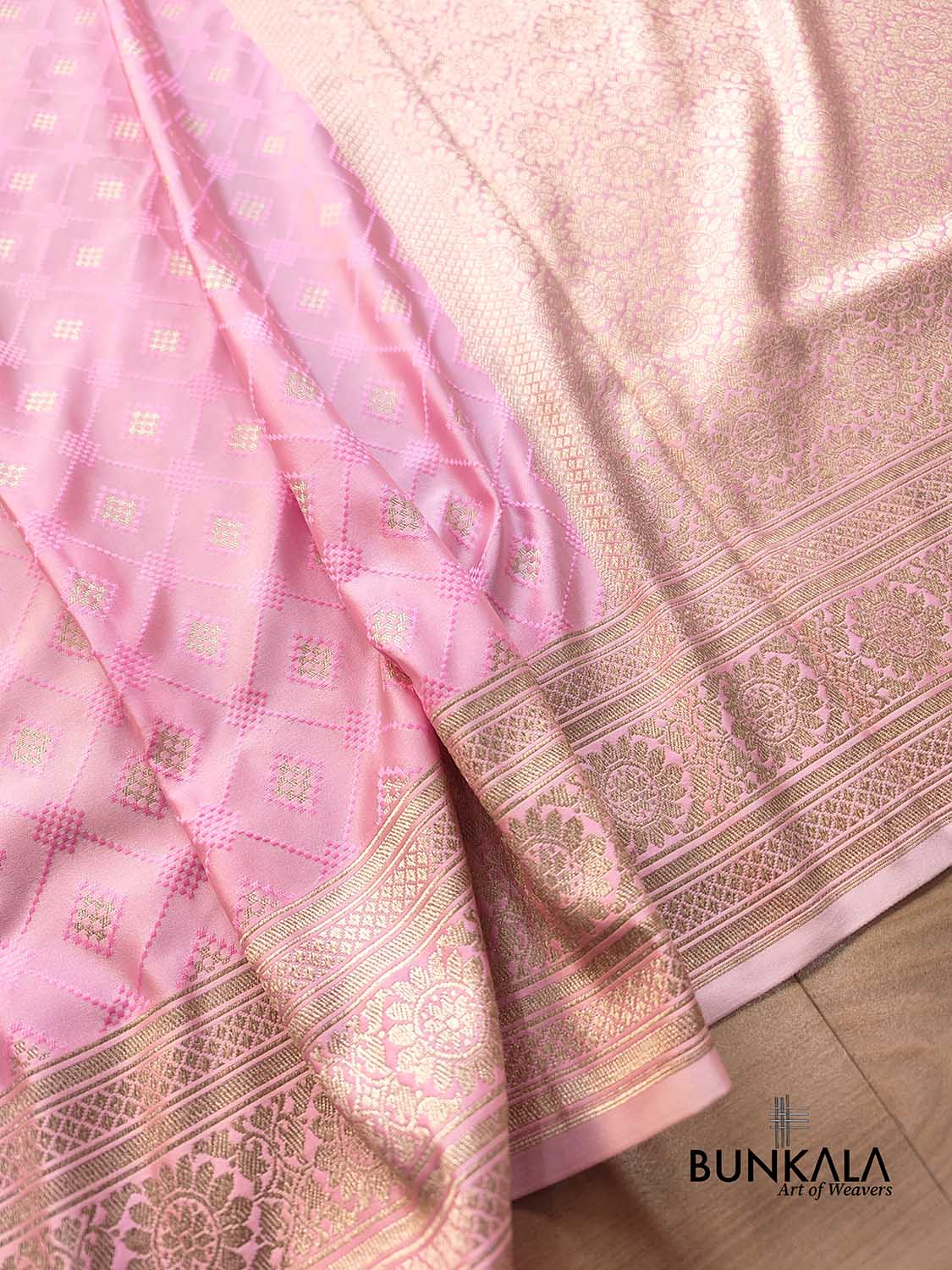 Rose Pastel Pink Jamewar Weaved Geometric Design Banarasi Mashru Silk Saree