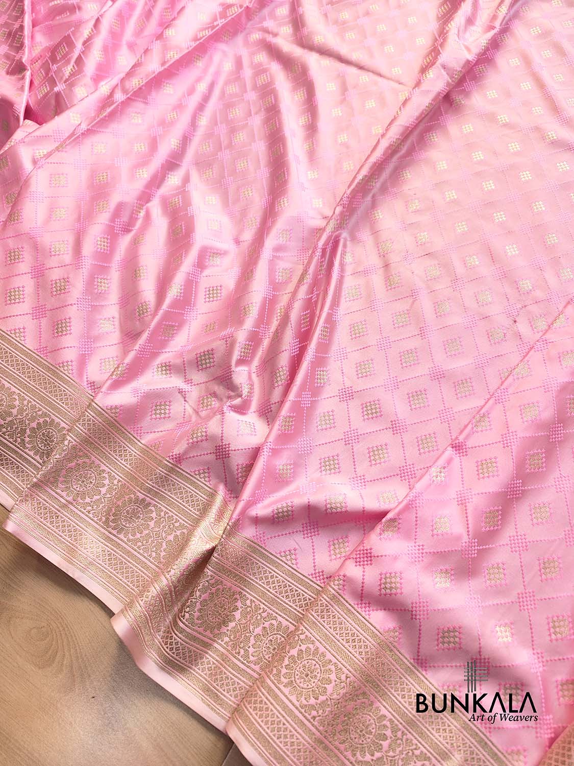 Rose Pastel Pink Jamewar Weaved Geometric Design Banarasi Mashru Silk Saree