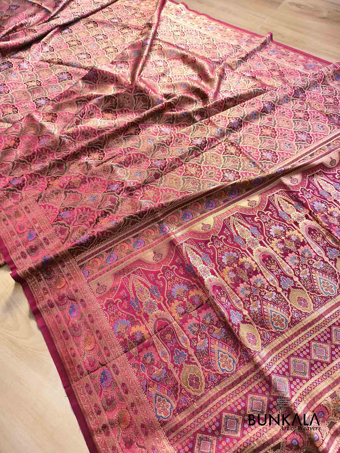 Reddish Pink Rangkat Jamewar Mughal Pattern Weaved Banarasi Mashru Silk Saree