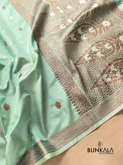 Pastel Green Pure Katan Silk Antique Zari Allover Small Kadwa Handweaved Buti Banarasi Saree