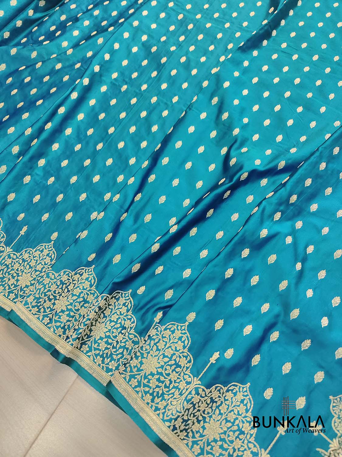Blue Jharokha Border Handloom Banarasi Pure Mashru Satin Saree