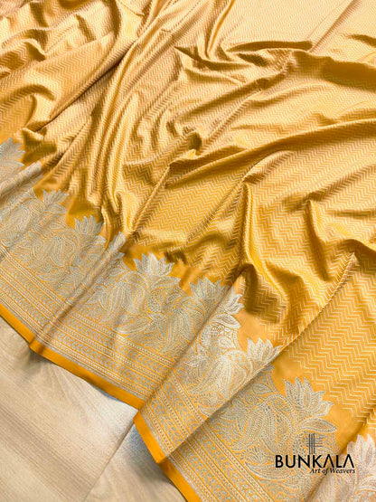 Mustard Yellow Jamewar Weaved Zig Zag Pattern Banarasi Mashru Silk Saree