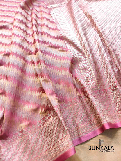 Salmon Pink Jamewar Weaved Geormetric Zig Zag Pattern Banarasi Mashru Silk Saree