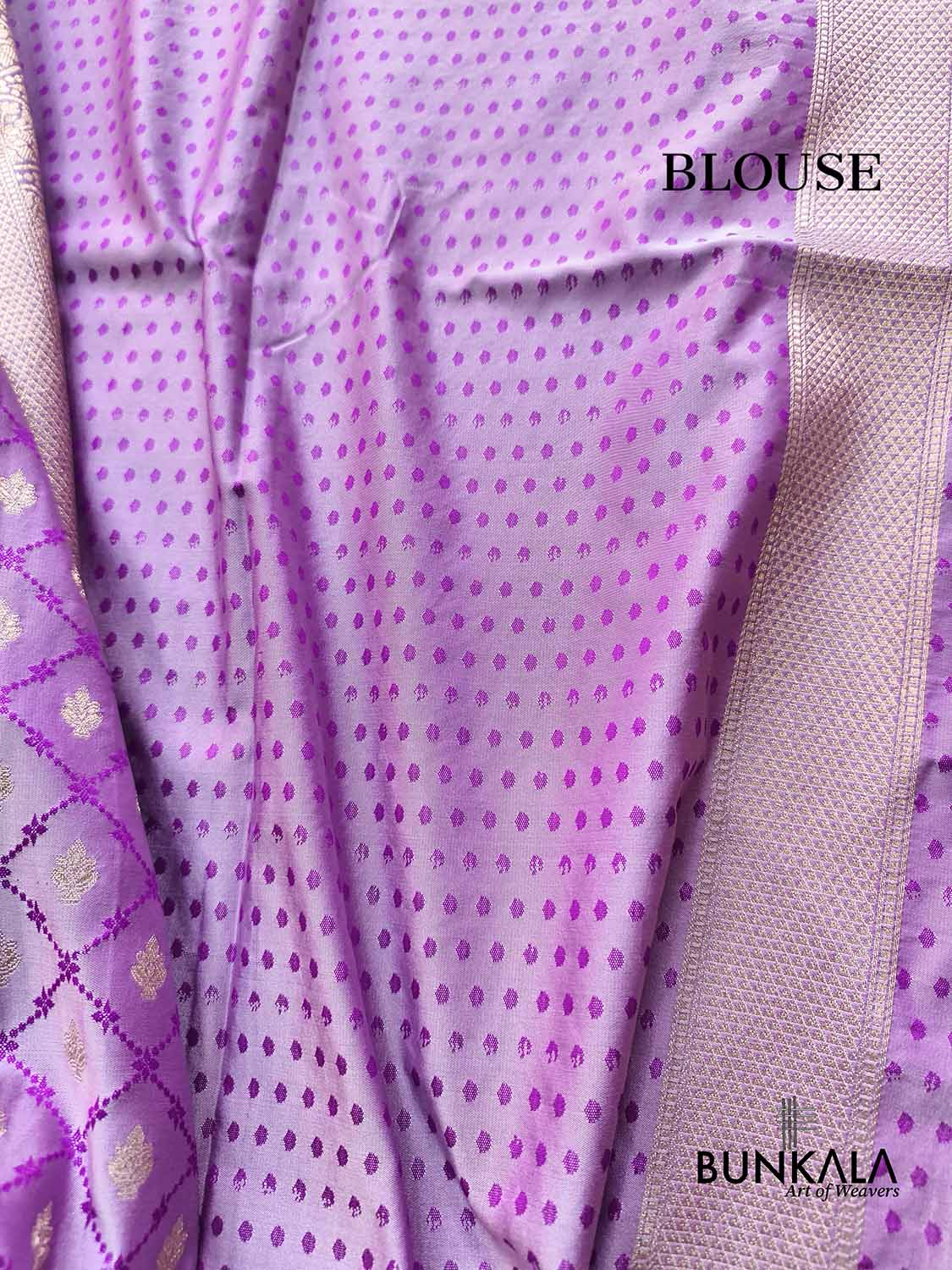 Lavender Scalloped Border Jamewar Weaved Buti Jaal Banarasi Mashru Silk Saree