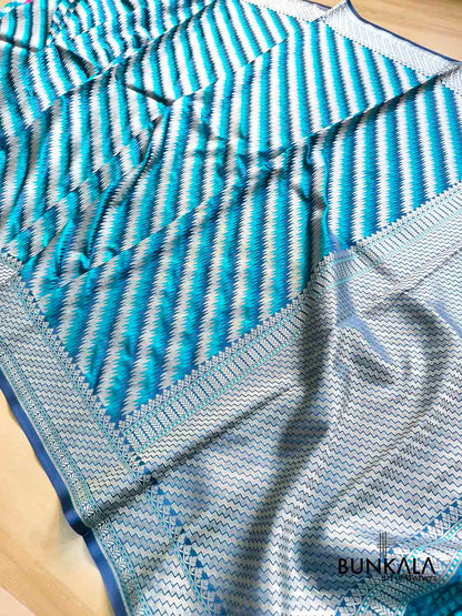Peacock Blue Jamewar Weaved Geormetric Zig Zag Pattern Banarasi Mashru Silk Saree