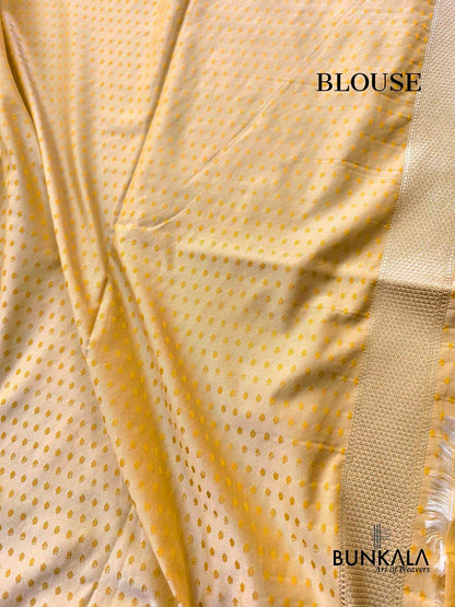Pastel Yellow Scalloped Border Jamewar Weaved Buti Jaal Banarasi Mashru Silk Saree