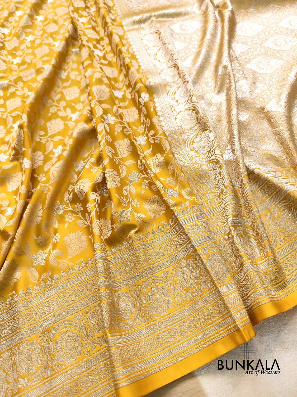 Mustard Yellow Jamewar Weaved Floral Banarasi Mashru Silk Saree