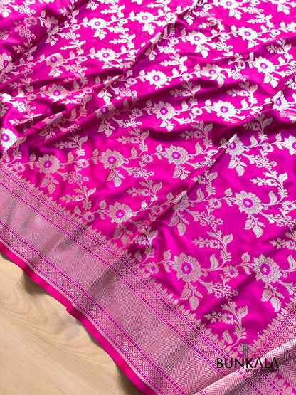 Magenta Pink Jamewar Weaved Meenakari Floral Jaal Banarasi Mashru Silk Saree