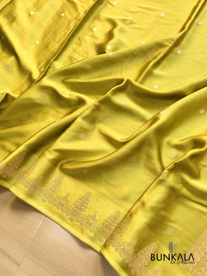 Olive Green Woven Buti Heavy Pallu Konia Border Banarasi Mashru Silk Saree