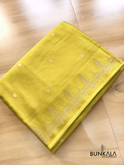 Olive Green Woven Buti Heavy Pallu Konia Border Banarasi Mashru Silk Saree