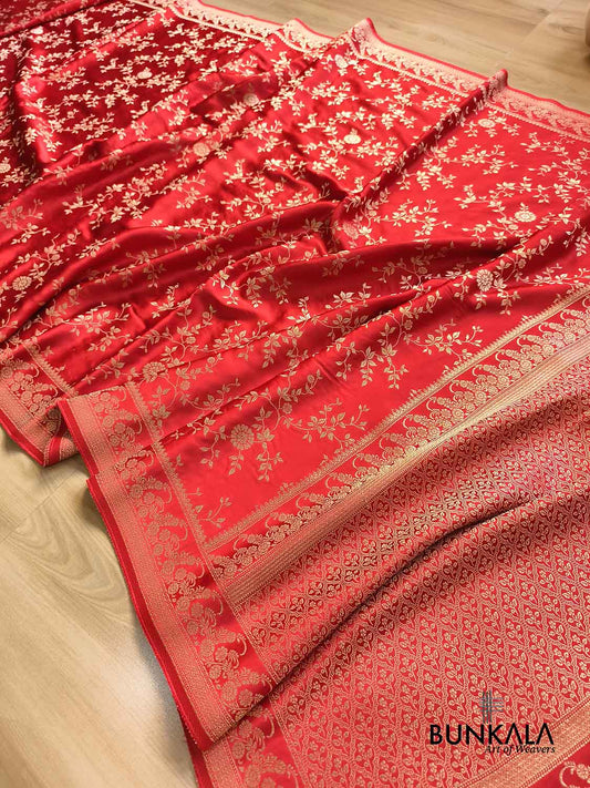 Classic Bridal Red Woven Jaal Traditional Border Banarasi Mashru Silk Saree