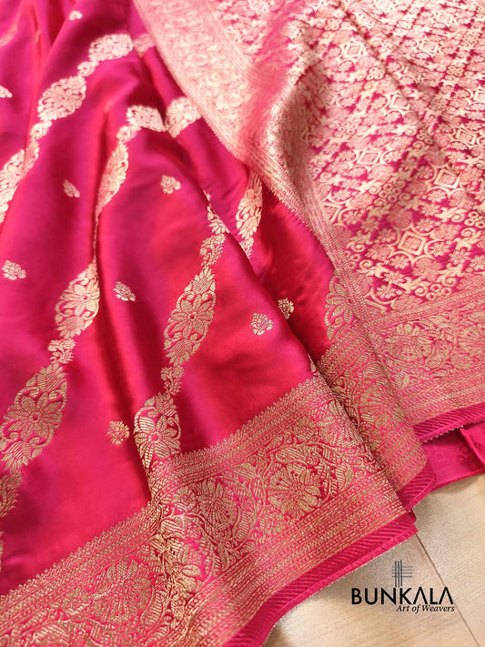 Rani Pink Floral Leheriya Bel Weaved Heavy Pallu Banarasi Mashru Silk Saree 