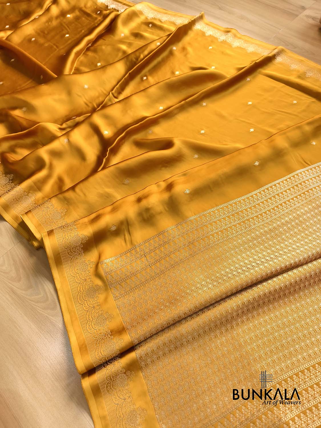 Mustard Yellow Scalloped Border Tiny Buti Weaved Brocade Pallu Banarasi Mashru Silk Saree