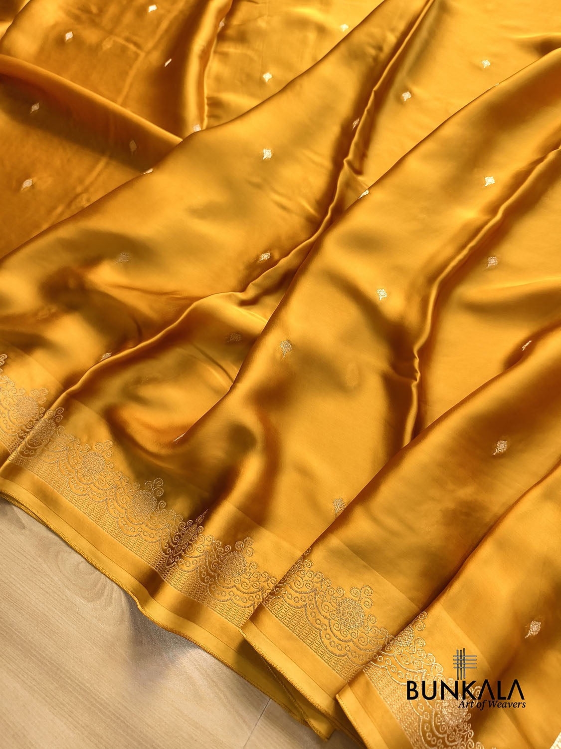 Mustard Yellow Scalloped Border Tiny Buti Weaved Brocade Pallu Banarasi Mashru Silk Saree