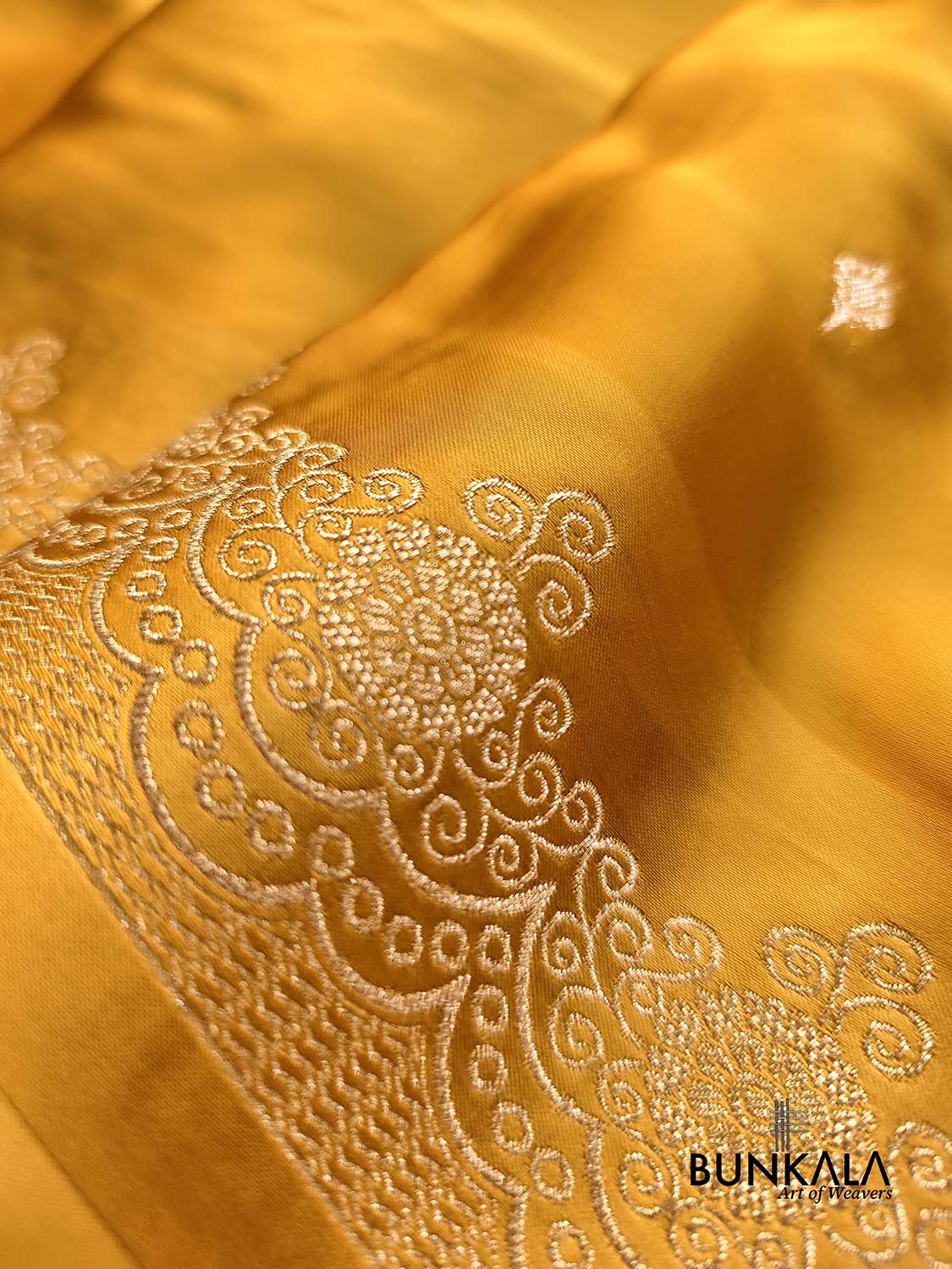Mustard Yellow Scalloped Border Tiny Buti Weaved Brocade Pallu Banarasi Mashru Silk Saree